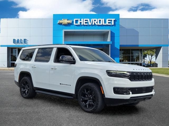 2023 Jeep Wagoneer Base