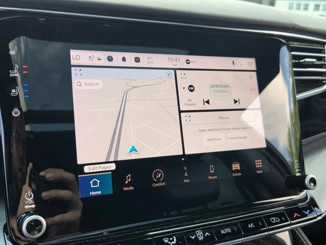 2023 Jeep Wagoneer Base