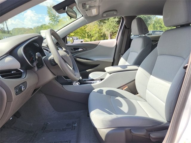 2025 Chevrolet Malibu LS