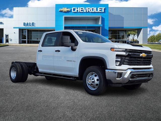 2025 Chevrolet Silverado 3500 HD Chassis Cab Work Truck