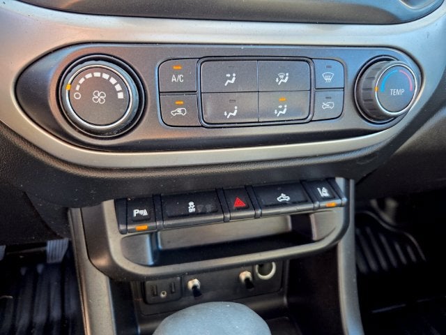 2022 Chevrolet Colorado 2WD LT
