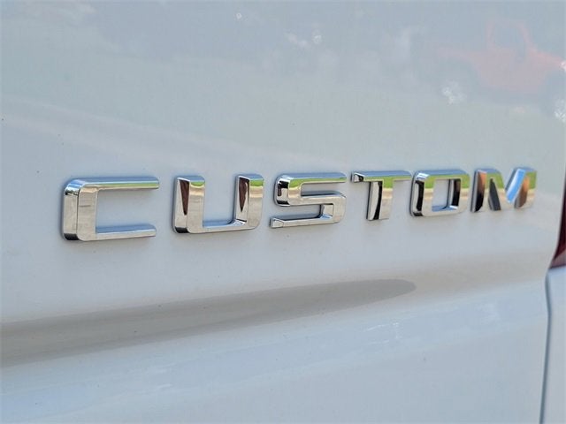 2025 Chevrolet Silverado 1500 Custom