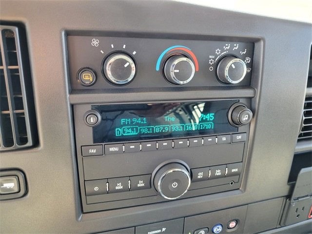 2025 Chevrolet Express Cargo 2500 WT