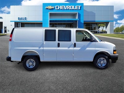 2025 Chevrolet Express Cargo 2500 WT