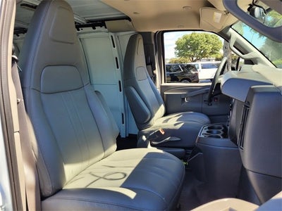 2025 Chevrolet Express Cargo 2500 WT
