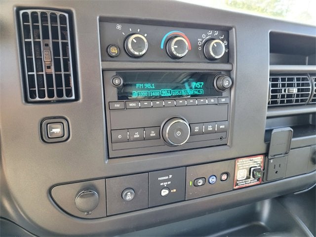 2025 Chevrolet Express Cargo 2500 WT