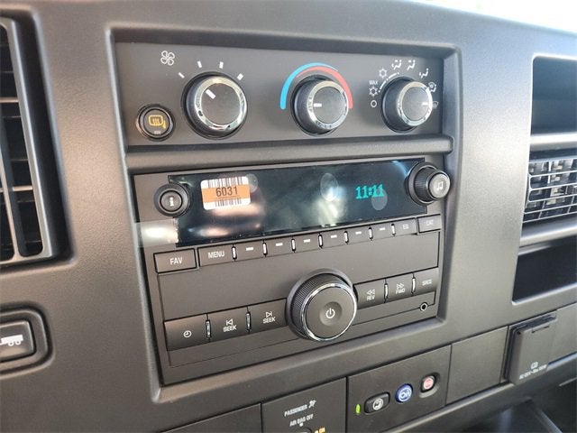 2025 Chevrolet Express Cargo 2500 WT