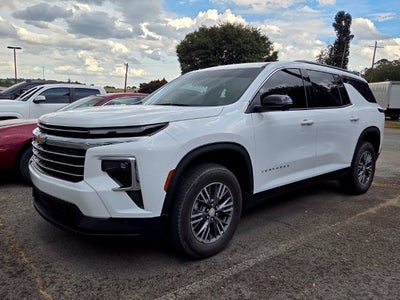 2024 Chevrolet Traverse LT
