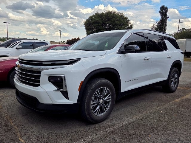 2024 Chevrolet Traverse LT