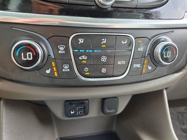 2021 Chevrolet Traverse LT Leather