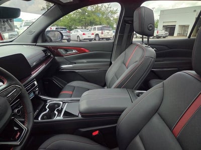 2025 Chevrolet Traverse RS