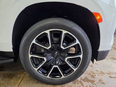 2024 Chevrolet Suburban RST