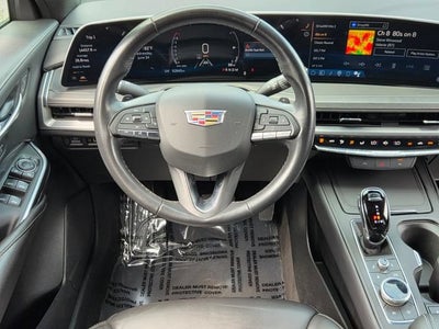 2024 Cadillac XT4 Premium Luxury