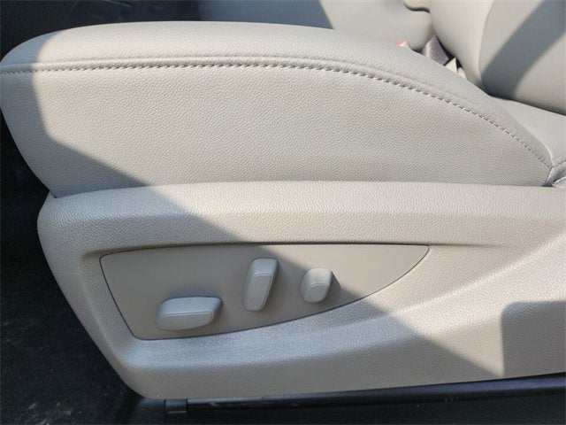 2024 Chevrolet Silverado 6500 HD Work Truck