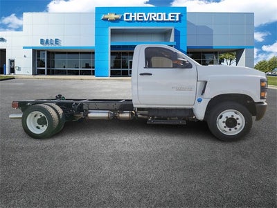 2024 Chevrolet Silverado 6500 HD Work Truck