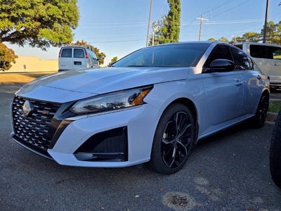 2025 Nissan Altima SR