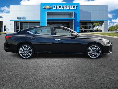 2023 Nissan Altima 2.5 SL