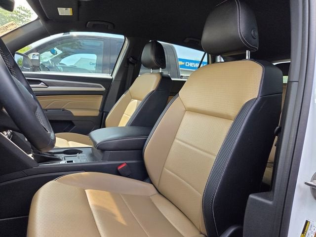 2021 Volkswagen Atlas Cross Sport 2.0T SE w/Technology