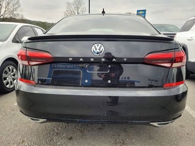 2021 Volkswagen Passat 2.0T R-Line