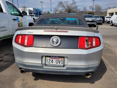 2011 Ford Mustang V6