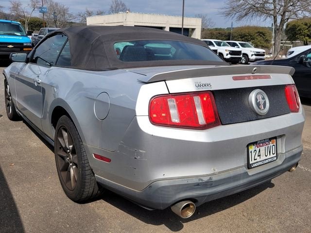 2011 Ford Mustang V6