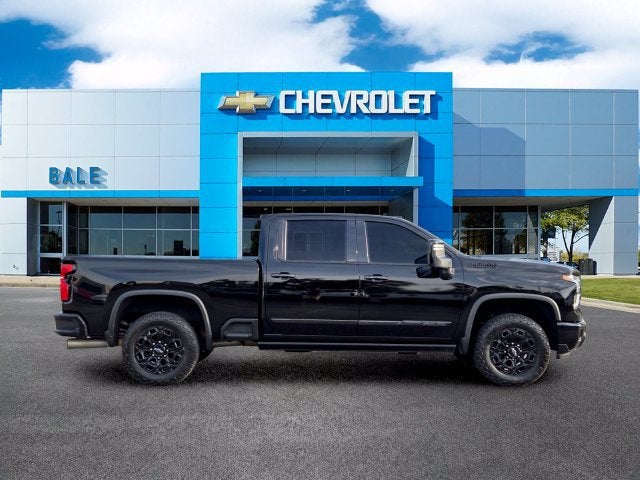 Used 2024 Chevrolet Silverado 2500HD High Country with VIN 2GC4YREY2R1229259 for sale in Little Rock