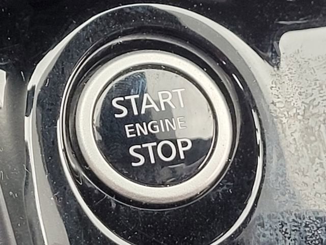 2024 Nissan Versa SR