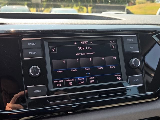 2024 Volkswagen Taos S
