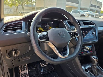 2024 Volkswagen Tiguan SE R-Line Black