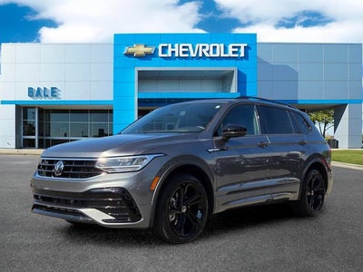 2024 Volkswagen Tiguan SE R-Line Black