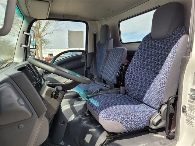 2025 Chevrolet Low Cab Forward 4500 MEDIUM ASH GRAY