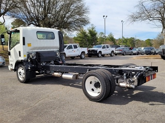 2025 Chevrolet Low Cab Forward 4500 MEDIUM ASH GRAY