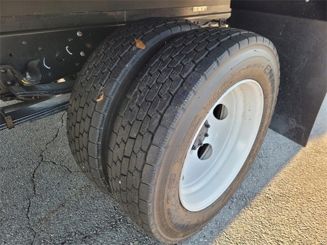 2025 Chevrolet Low Cab Forward 4500 MEDIUM ASH GRAY