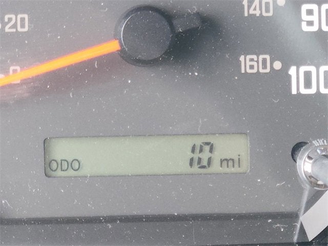 2025 Chevrolet Low Cab Forward 4500 MEDIUM ASH GRAY