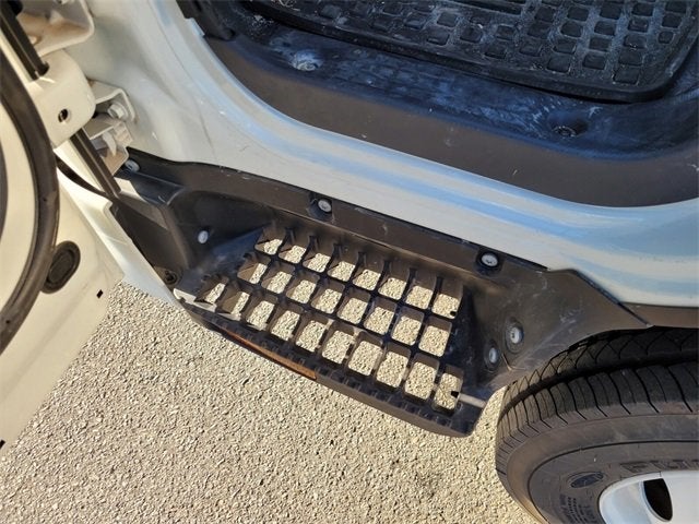 2025 Chevrolet Low Cab Forward 4500 MEDIUM ASH GRAY