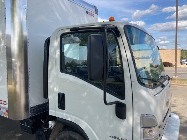 2024 Chevrolet Low Cab Forward 4500 MEDIUM ASH GRAY