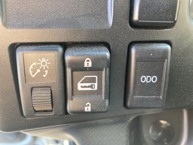 2024 Chevrolet Low Cab Forward 4500 MEDIUM ASH GRAY