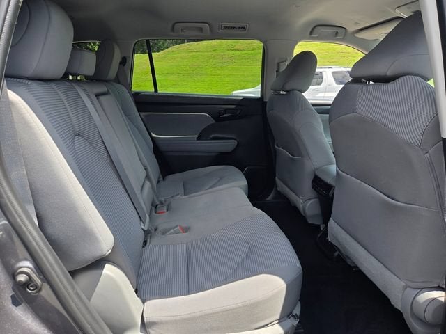 2021 Toyota Highlander Hybrid LE