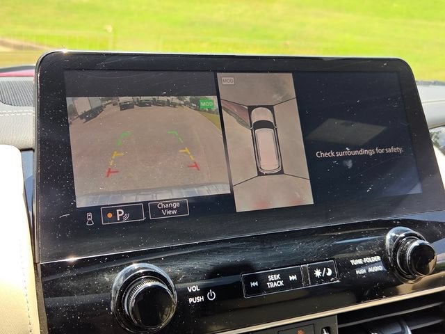 2022 INFINITI QX80 SENSORY