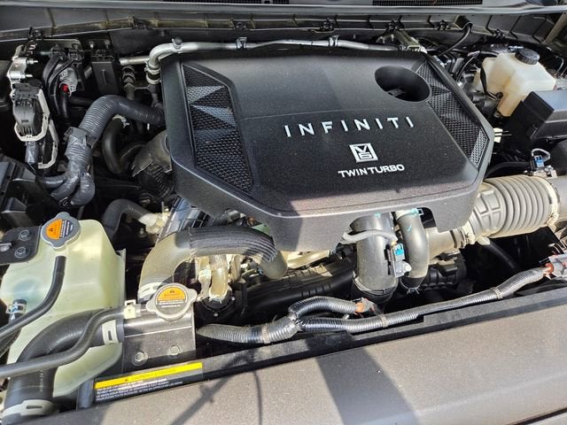 2025 INFINITI QX80 LUXE