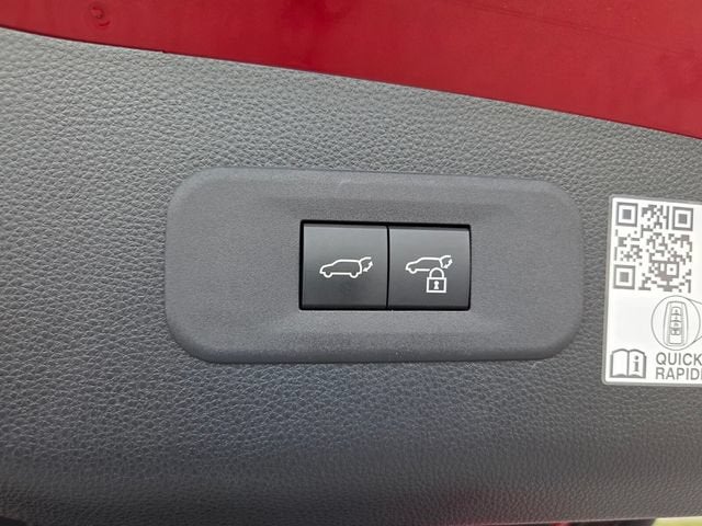 2025 Toyota Crown Signia XLE