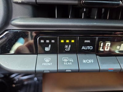 2025 Toyota Crown Signia XLE