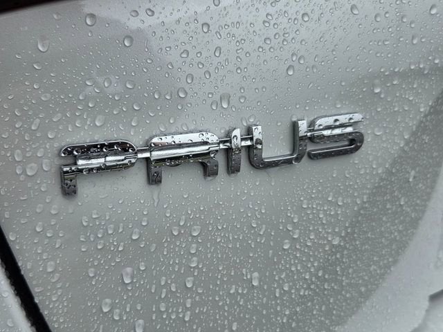 2022 Toyota Prius L Eco