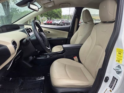 2022 Toyota Prius L Eco