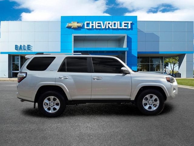 2022 Toyota 4Runner SR5