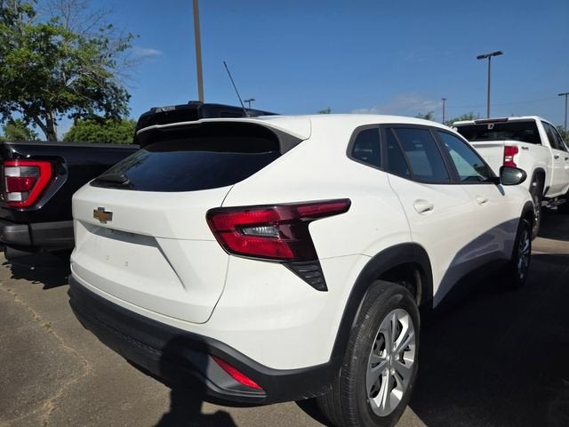 2024 Chevrolet Trax LS