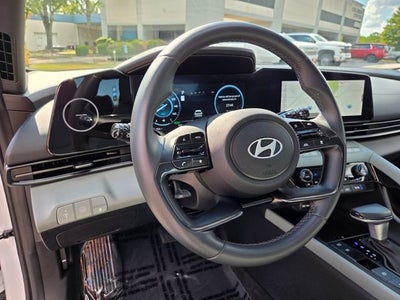 2025 Hyundai Elantra Hybrid Limited