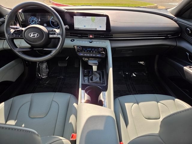 2025 Hyundai Elantra Hybrid Limited
