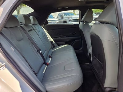 2025 Hyundai Elantra Hybrid Limited