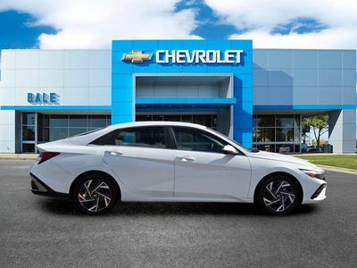 2025 Hyundai Elantra Hybrid Limited